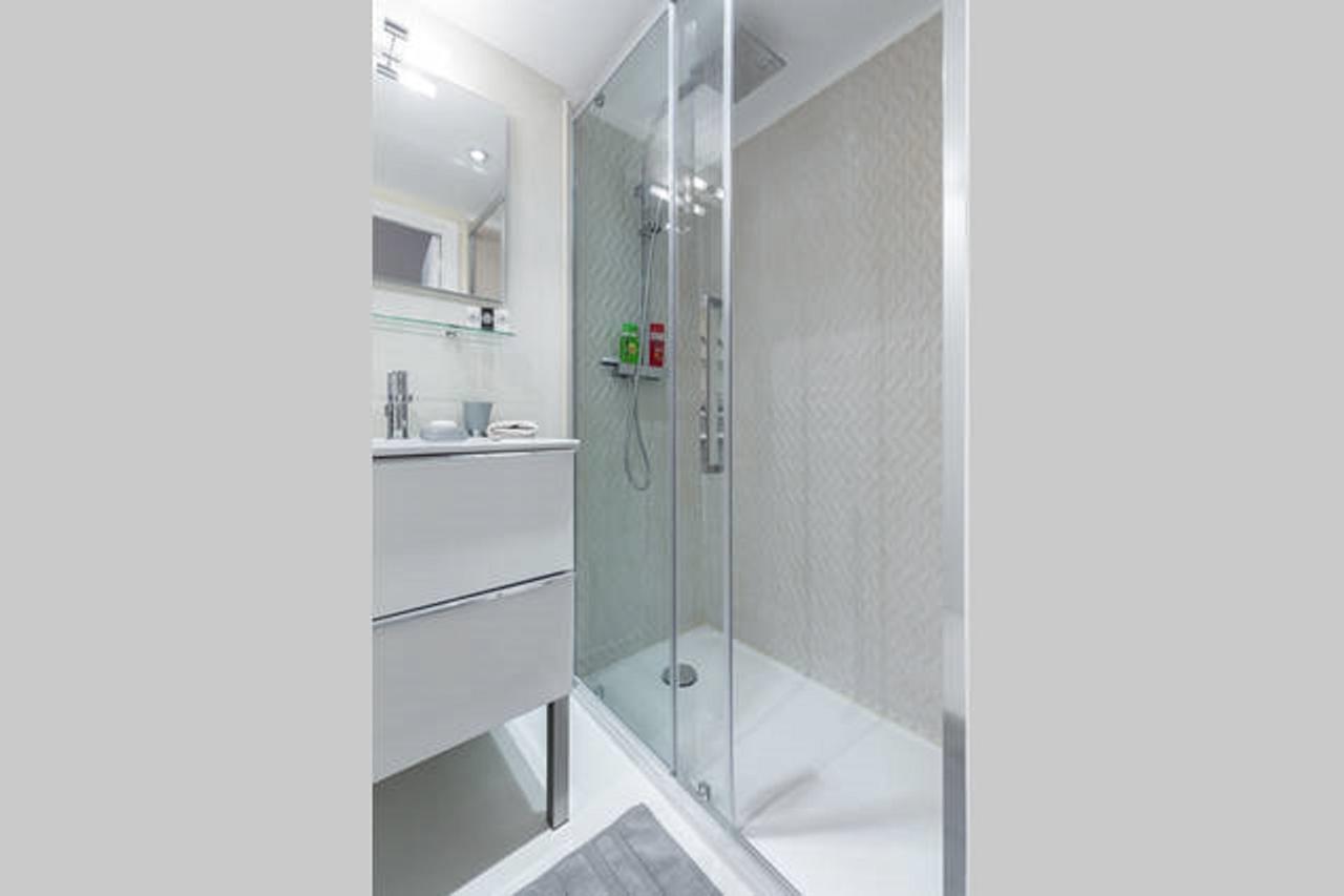 Angle Droit- Loft Charmant Et Atypique, Climatisation, Vieux-Νίκαια Εξωτερικό φωτογραφία